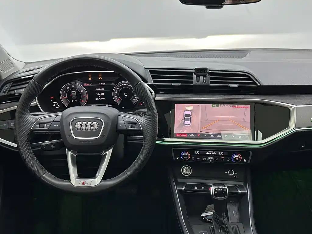 Audi Q3 Sportback — миниатюра 11