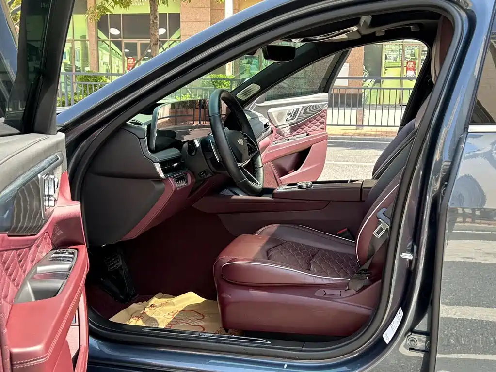 Cadillac CT6 — миниатюра 10