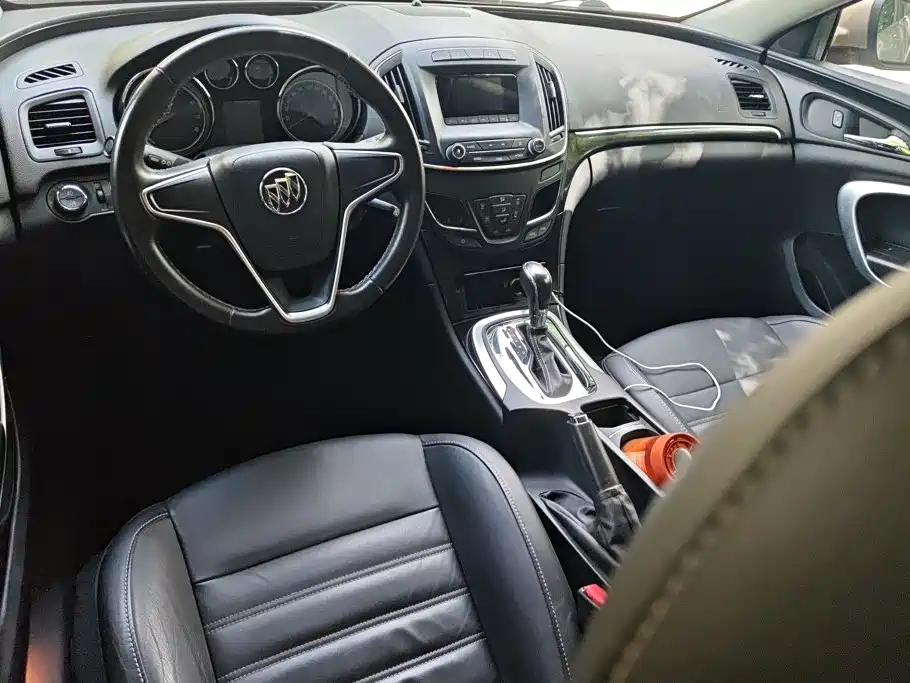 Buick Regal — миниатюра 12