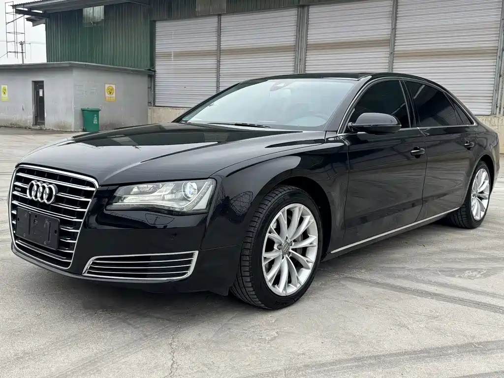 Audi A8 2014