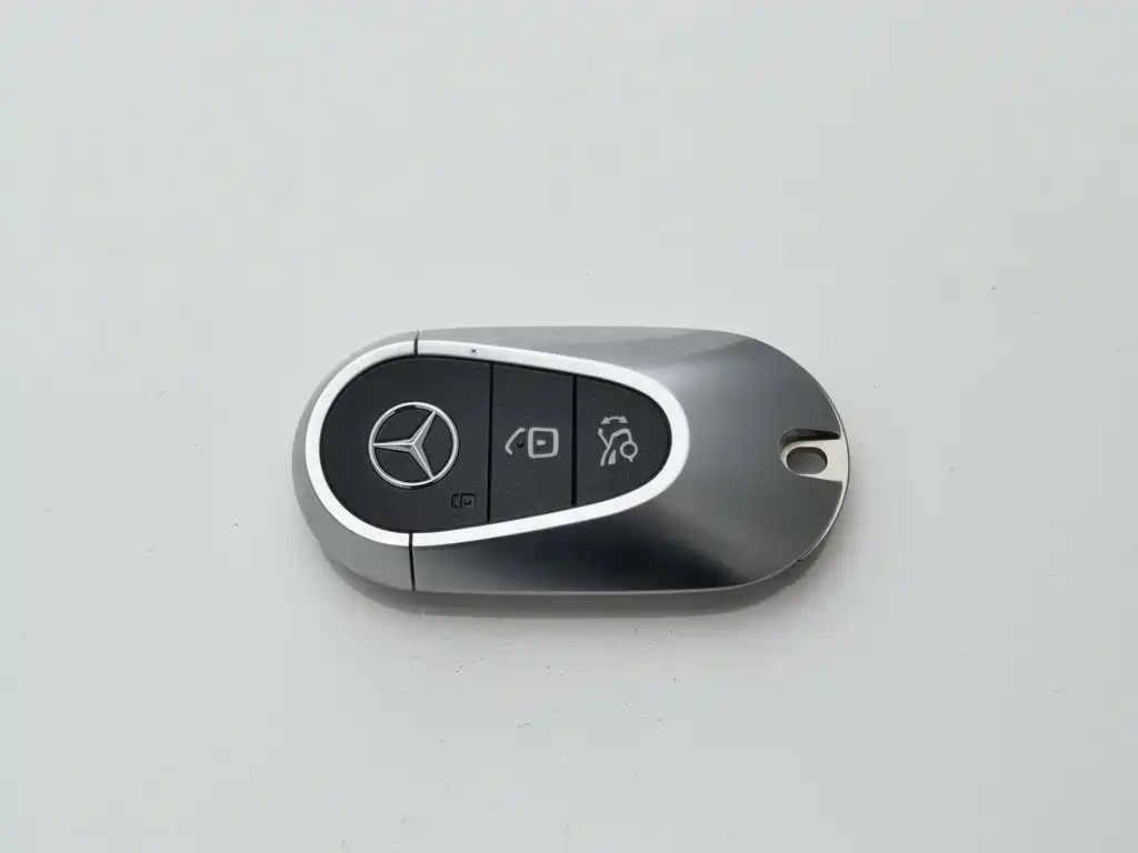 Mercedes-Benz C-Class — миниатюра 19
