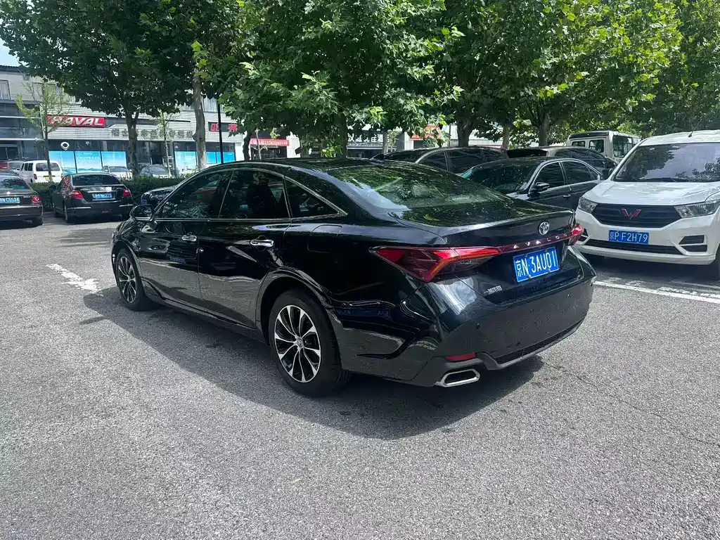 Toyota Avalon — миниатюра 4