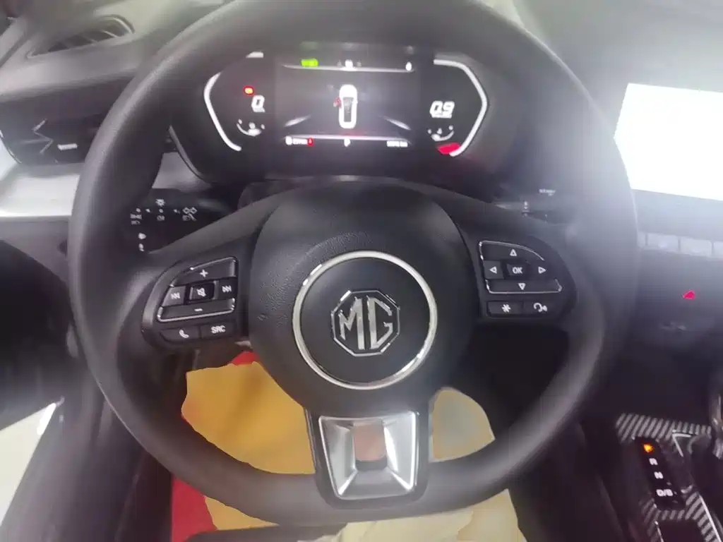 MG MG5 — миниатюра 11