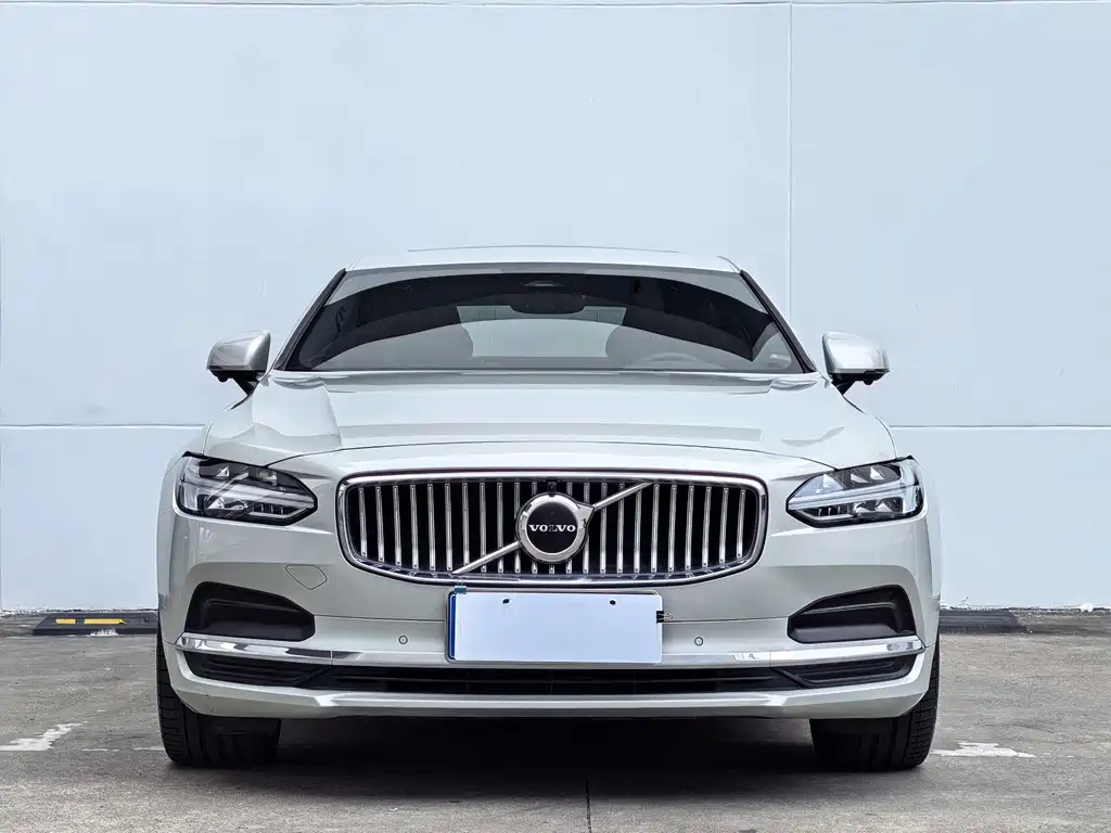 Volvo S90 — миниатюра 2