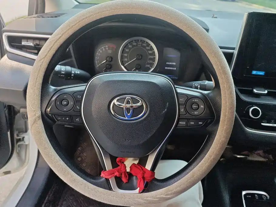 Toyota Corolla — миниатюра 15