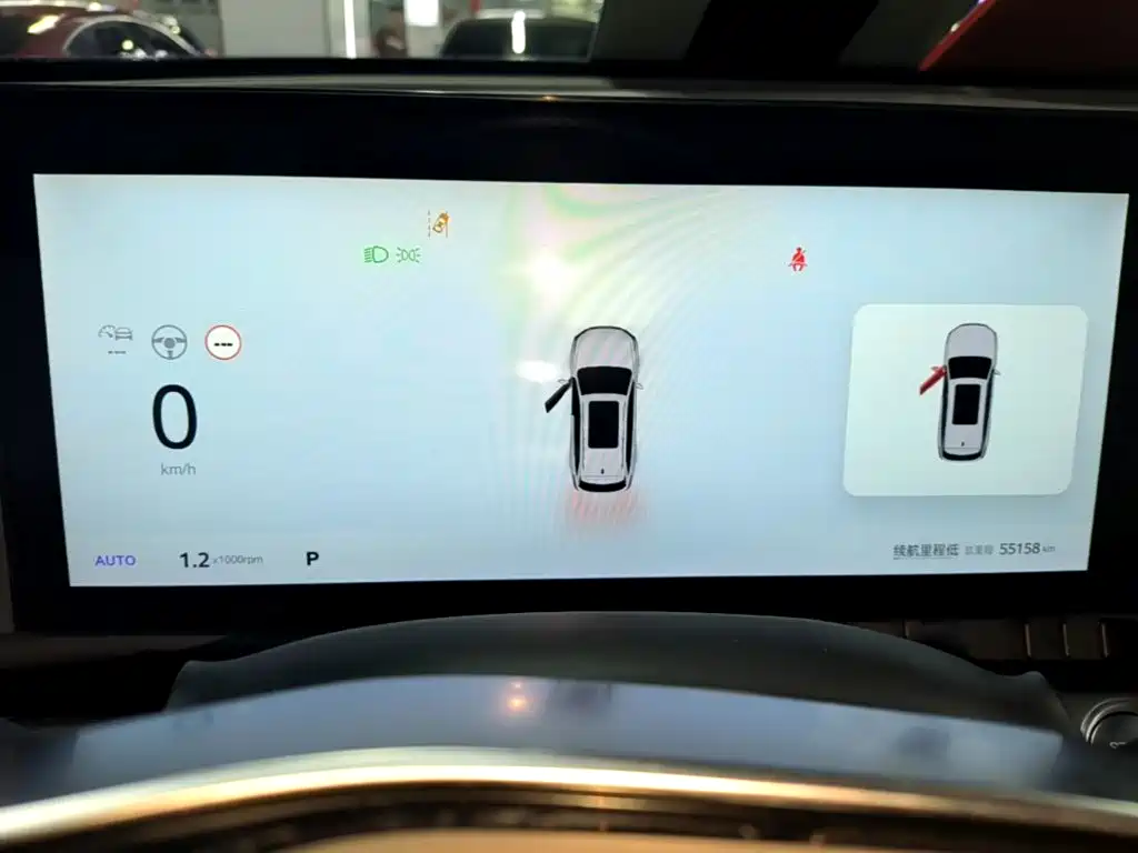 Roewe RX9 — миниатюра 12
