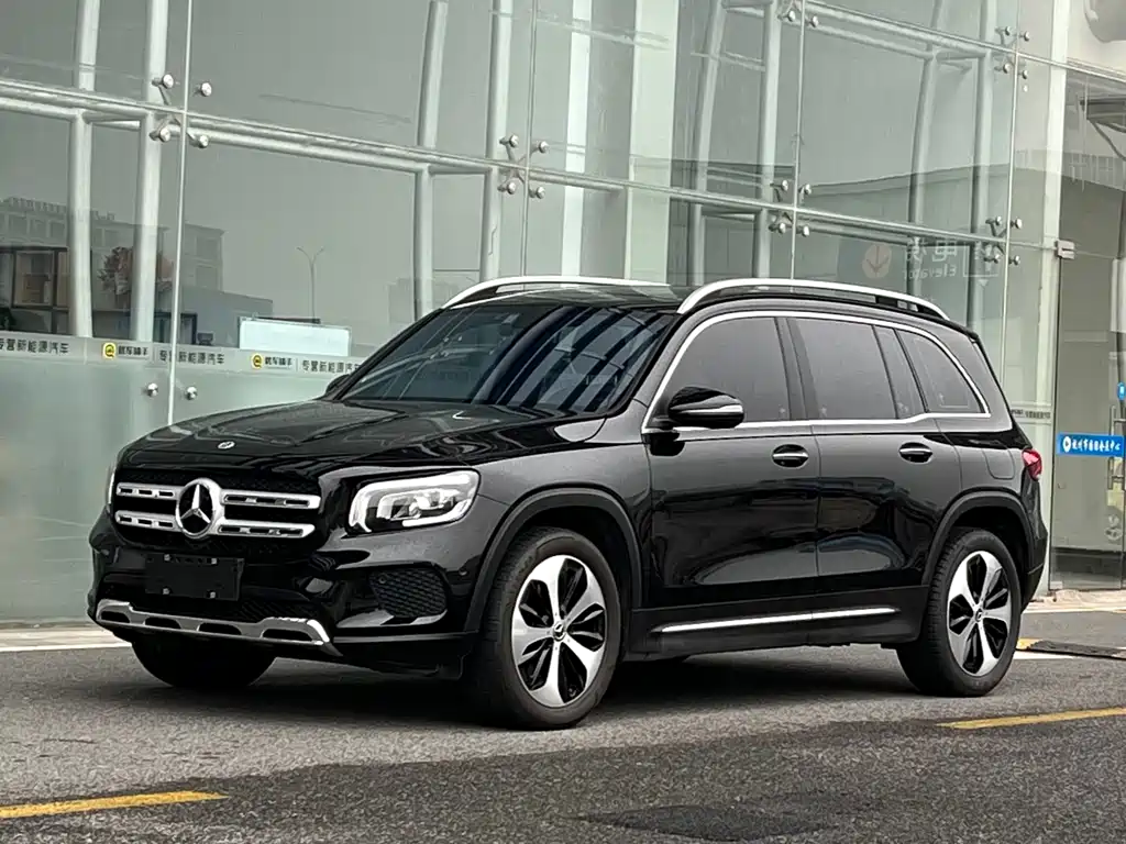 Mercedes-Benz GLB 2023