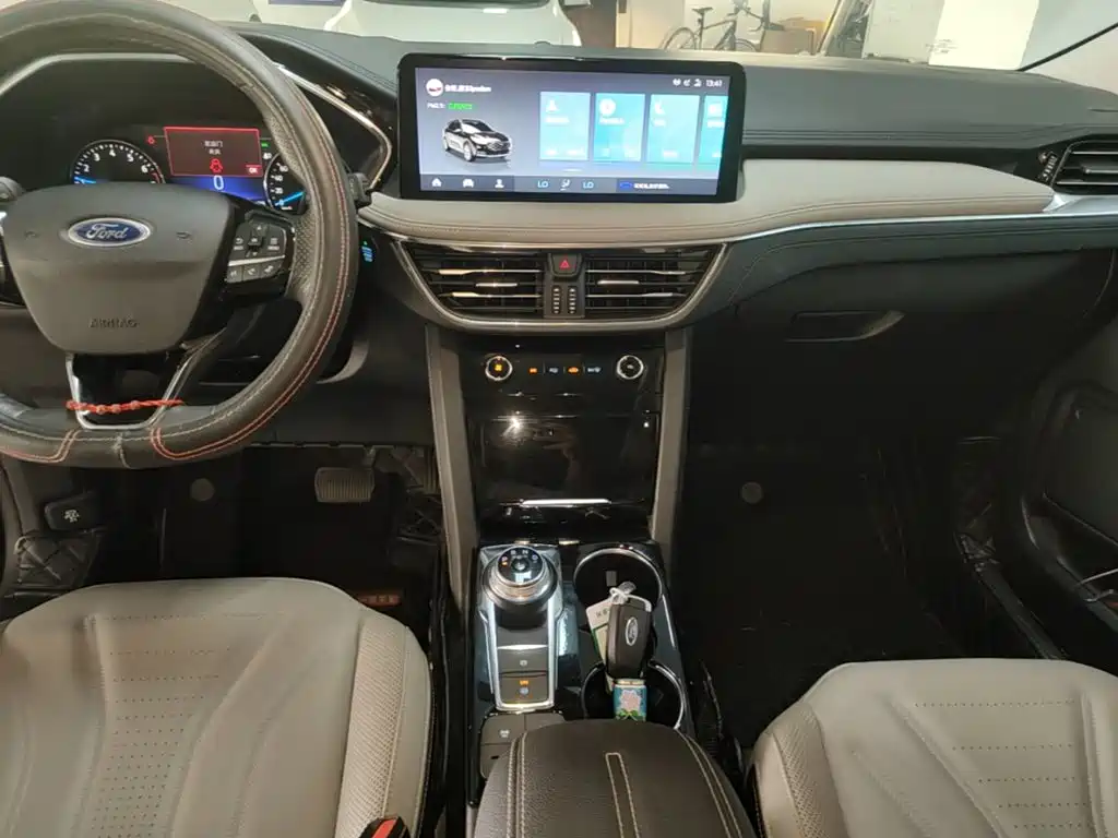 Ford Escape — миниатюра 13