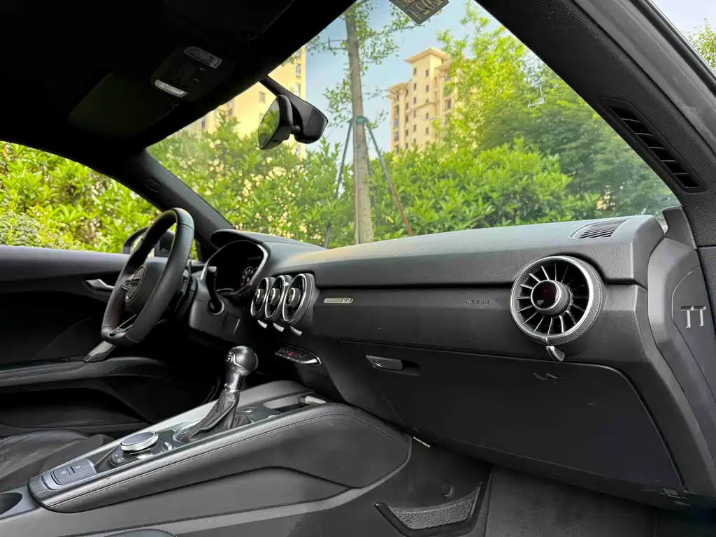 Audi TT 2015 TT Coupe 45 TFSI