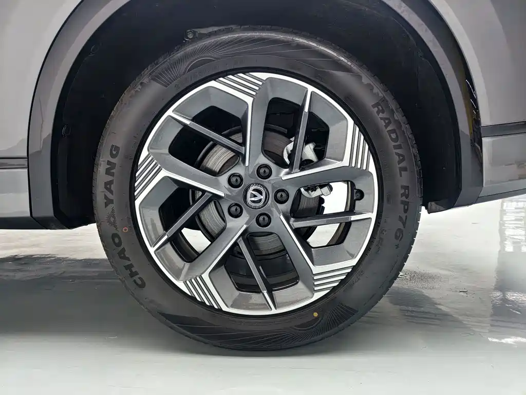 Changan Changan CS75PLUS — миниатюра 14