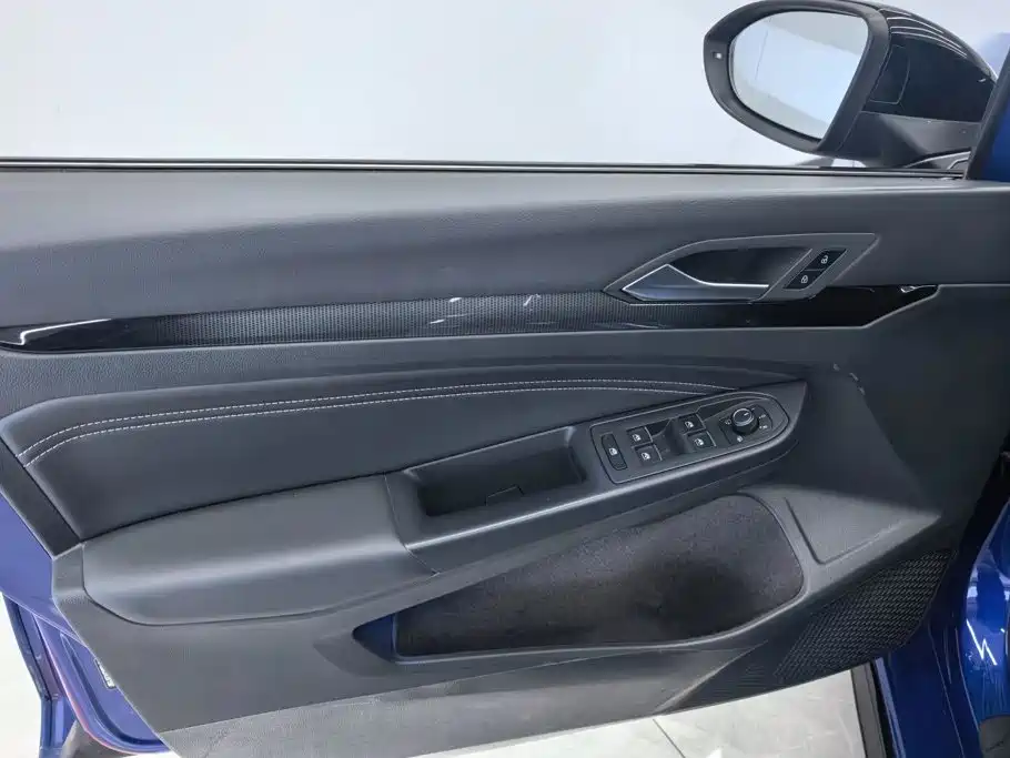 Volkswagen Golf — миниатюра 7