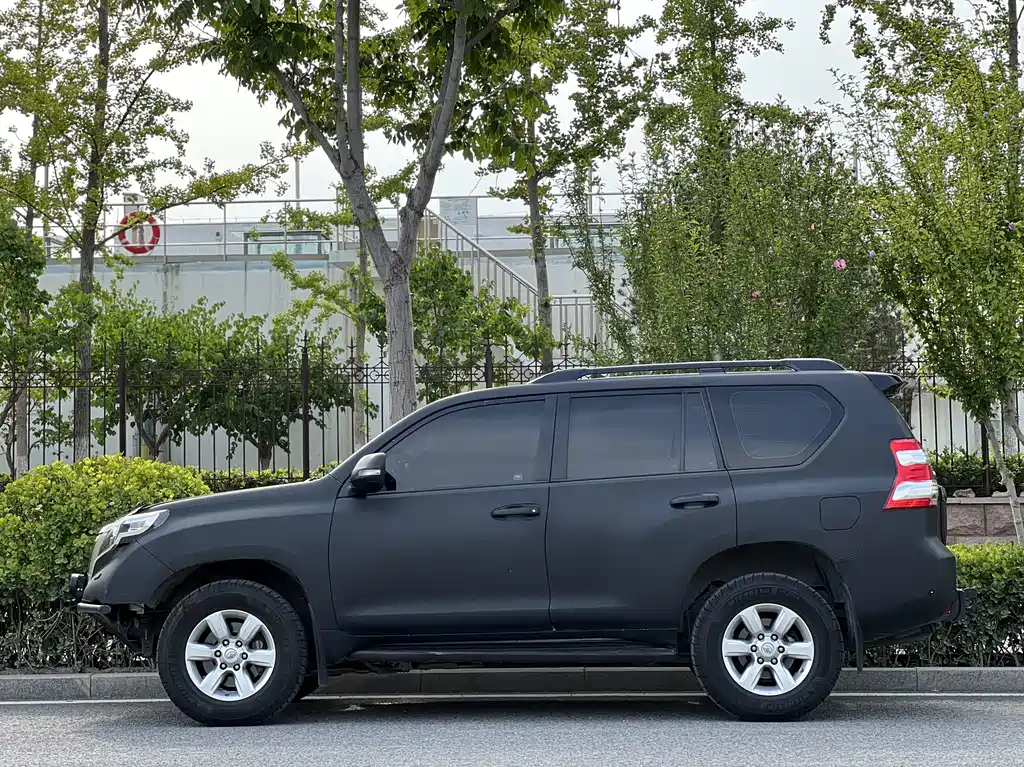 Toyota Prado — миниатюра 7