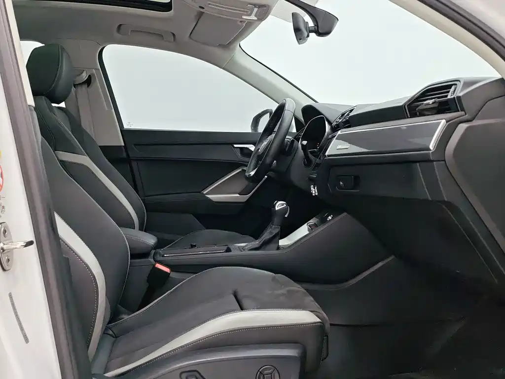 Audi Q3 — миниатюра 7