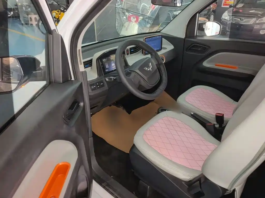 Wuling MINIEV — миниатюра 16