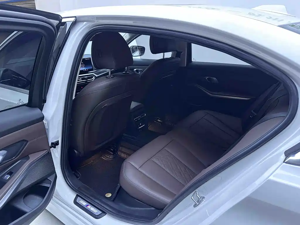 BMW 3 Series — миниатюра 9