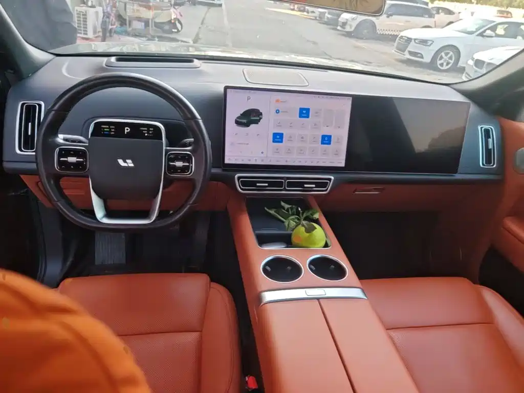 Li Auto Li L8 — миниатюра 10