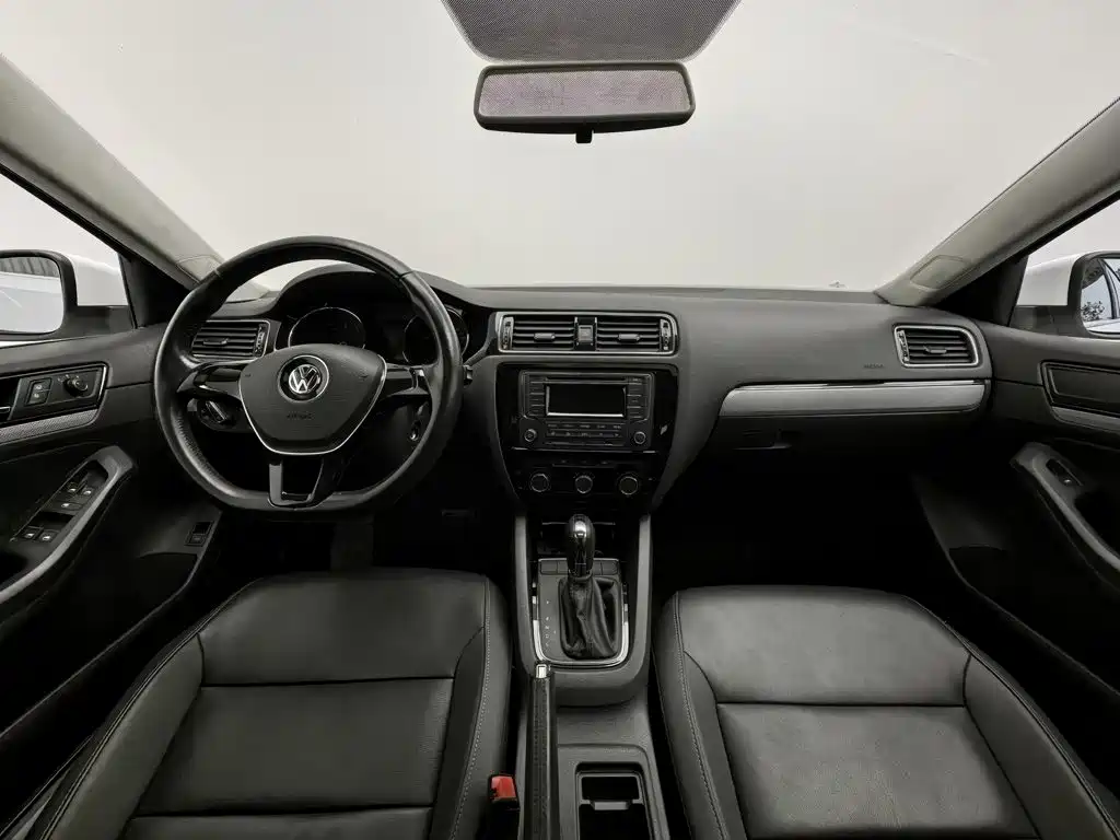 Volkswagen Sagitar — миниатюра 5
