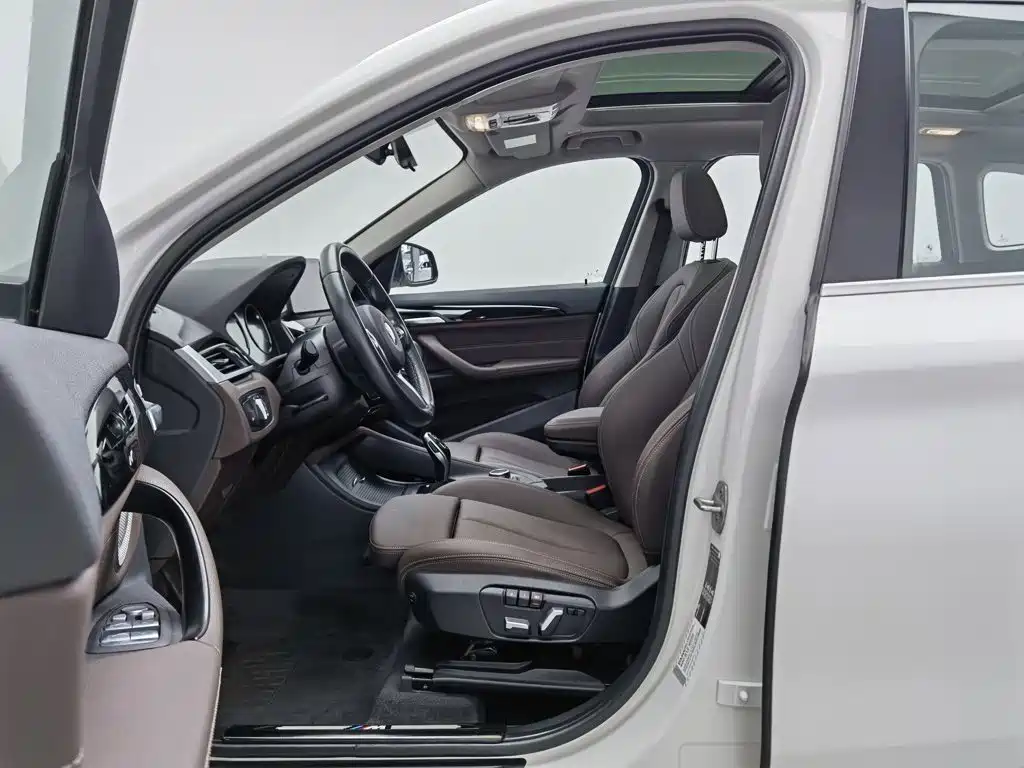 BMW X1 — миниатюра 10