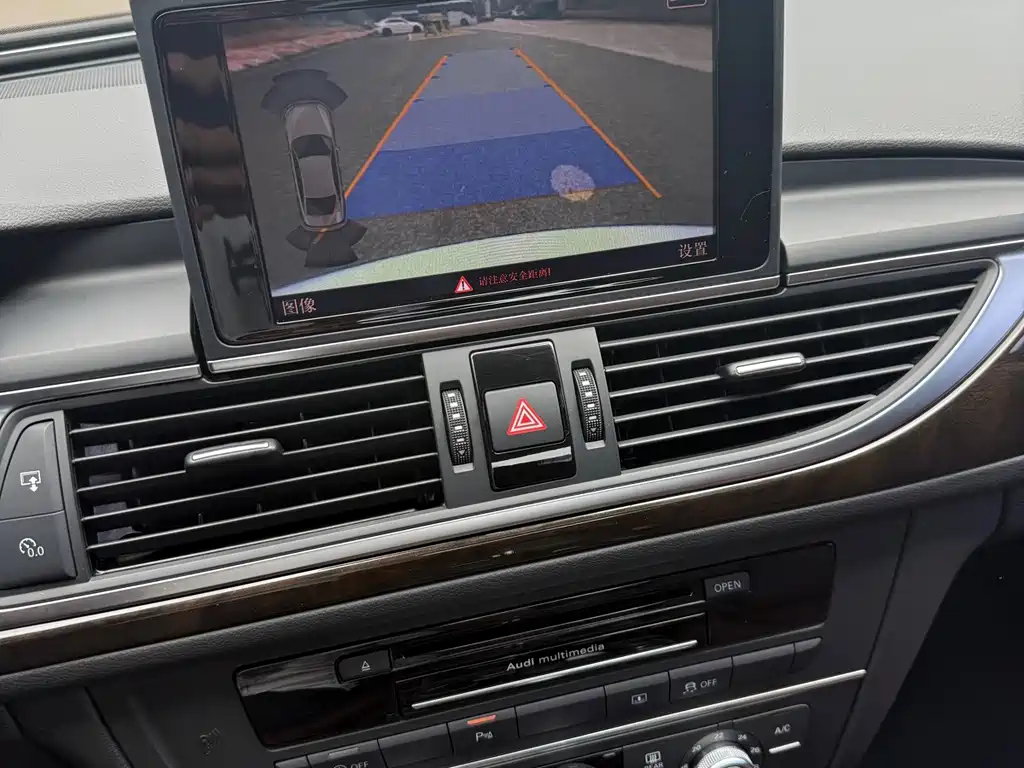 Audi A6L — миниатюра 7