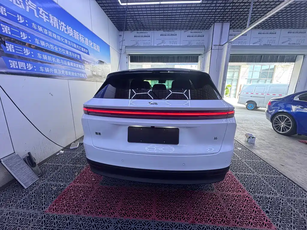 Li Auto Идеальный i6 — миниатюра 5