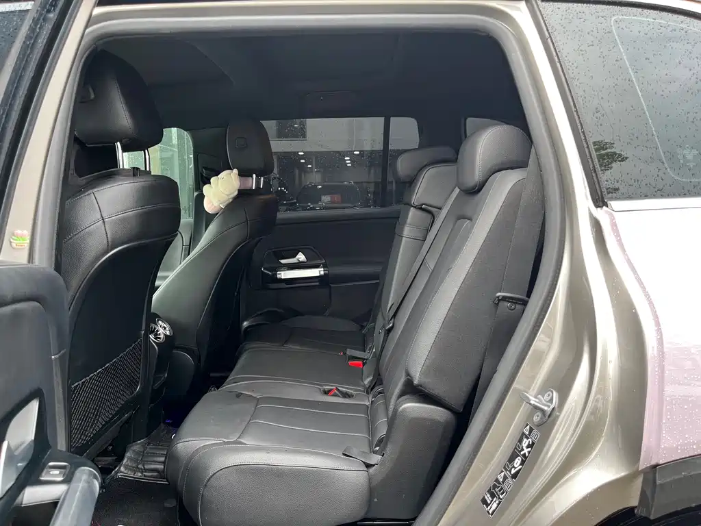 Mercedes-Benz GLB — миниатюра 6