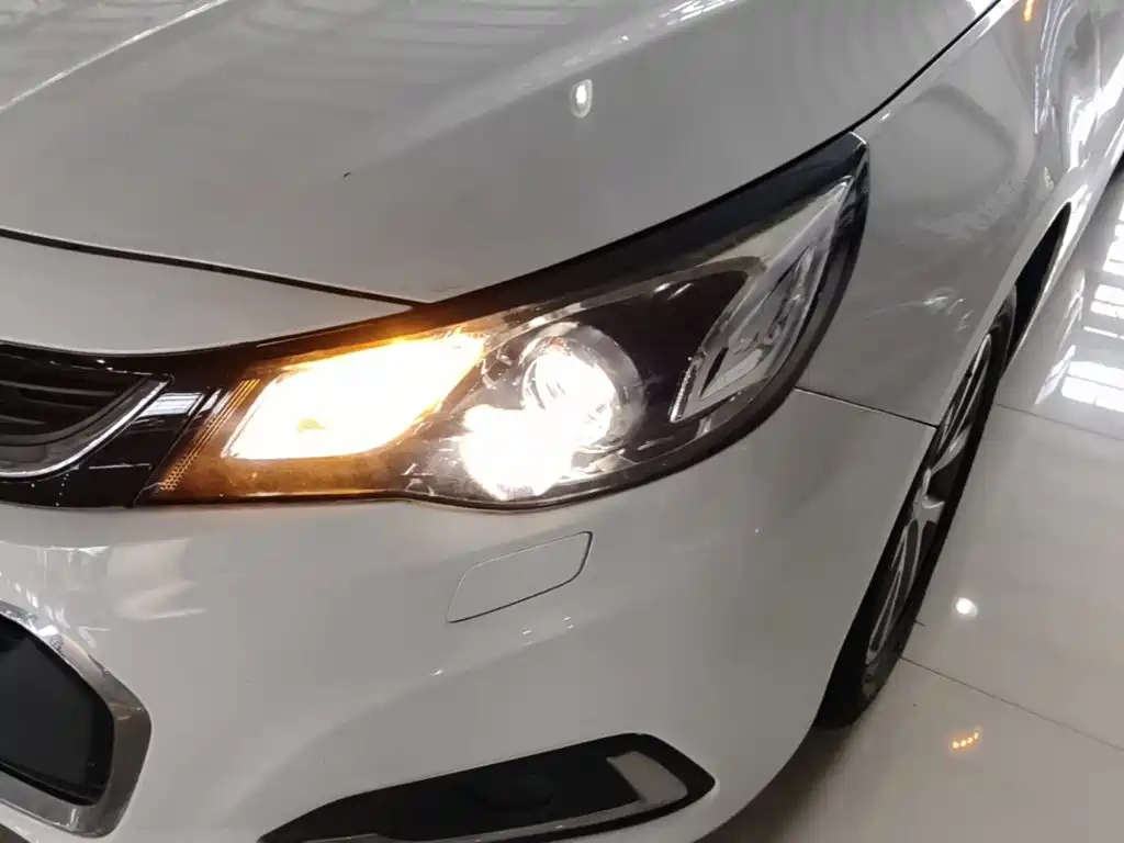 Chevrolet Malibu — миниатюра 24