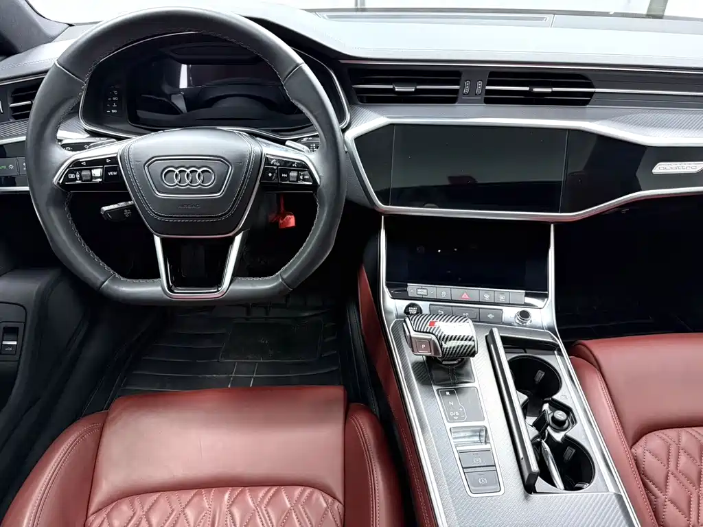 Audi A7L 2024 45 TFSI quattro S-line