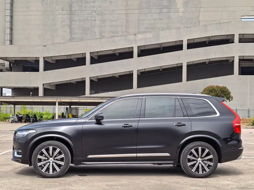 Volvo XC90 — миниатюра 6