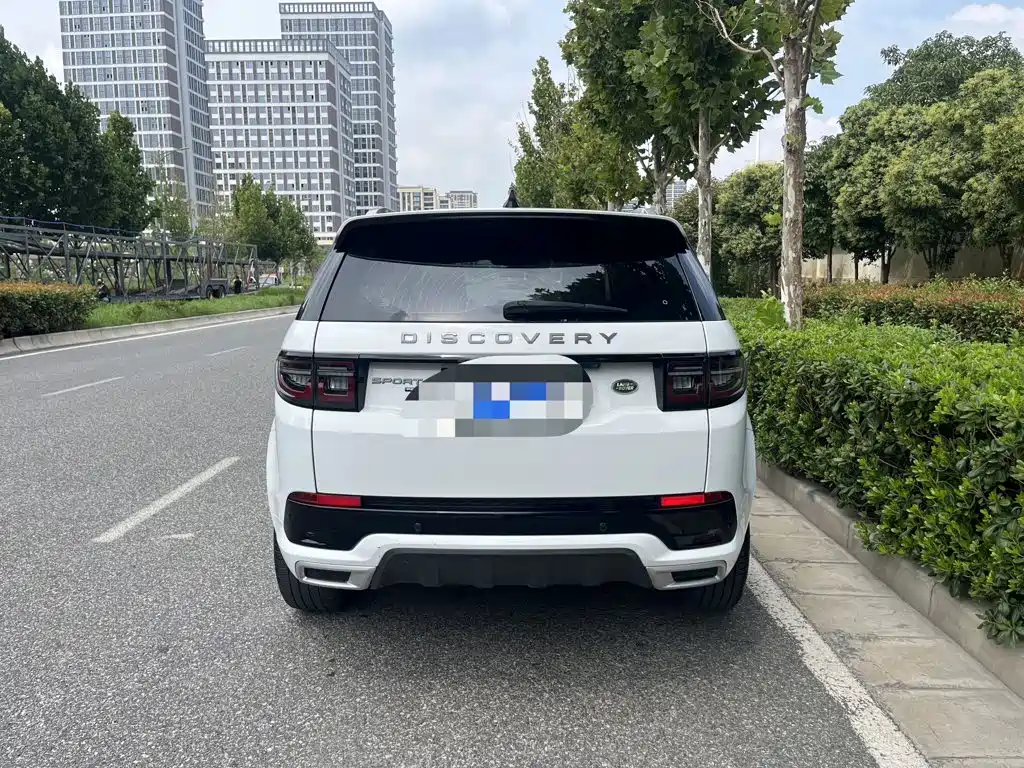 Land Rover Discovery Sport — миниатюра 8