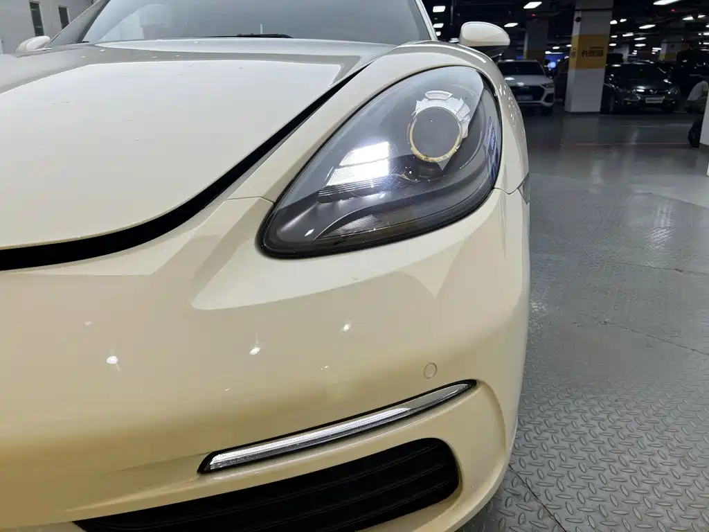 Porsche 718 — миниатюра 8