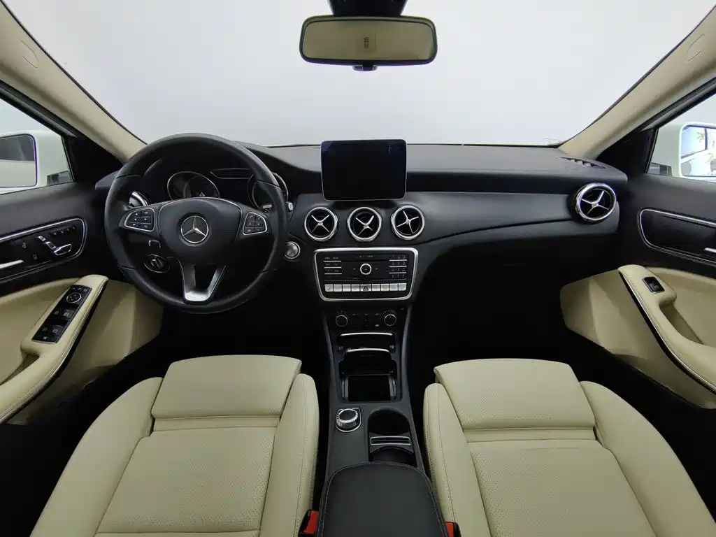 Mercedes-Benz GLA — миниатюра 5