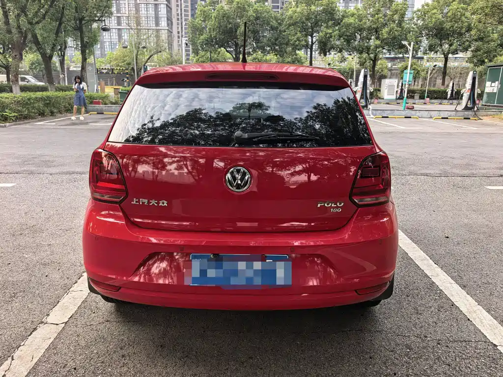 Volkswagen Polo — миниатюра 6