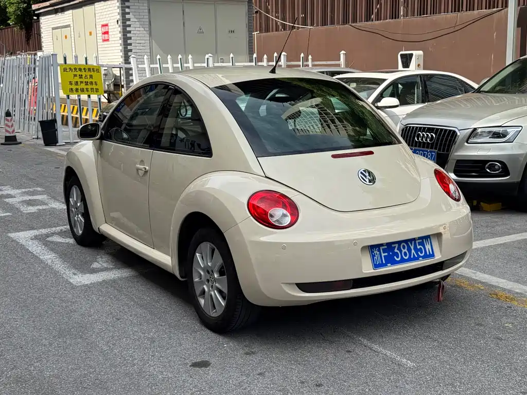 Volkswagen Beetle — миниатюра 3