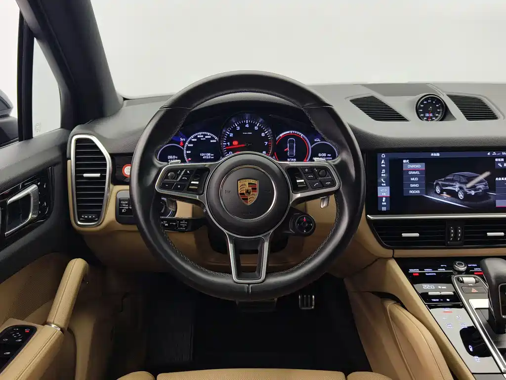 Porsche Cayenne — миниатюра 7