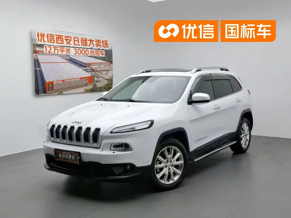 Jeep Cherokee (Import)