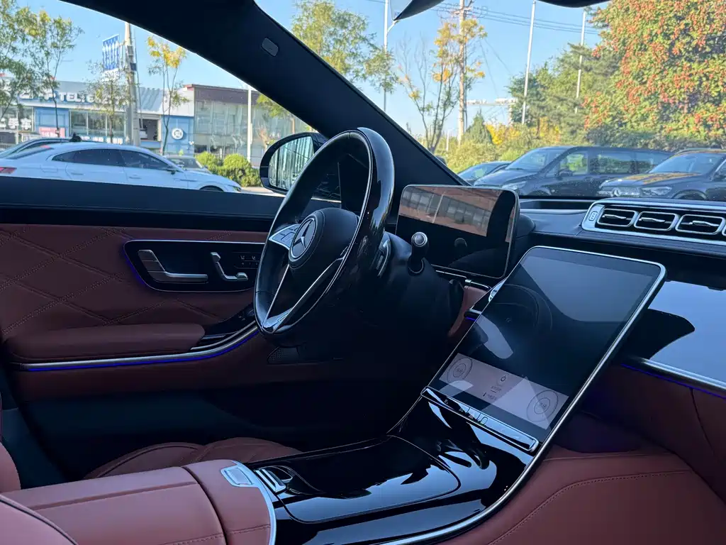 Mercedes-Benz S-Class — миниатюра 4