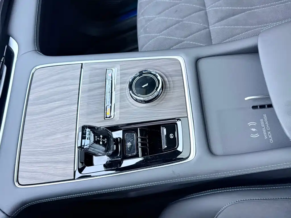 Geely Xingyue L — миниатюра 16