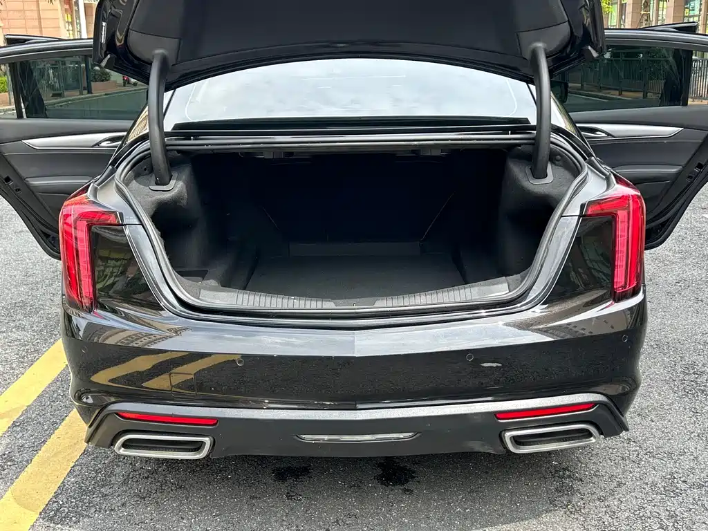 Cadillac CT5 — миниатюра 18