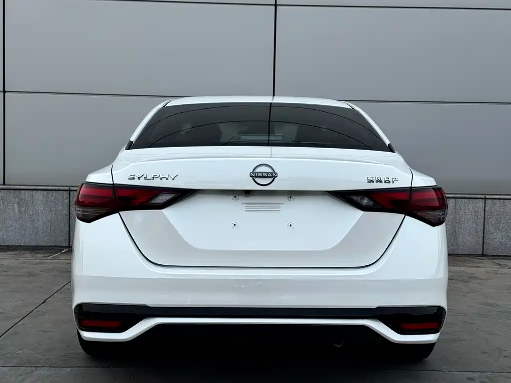 Nissan Sylphy — миниатюра 5
