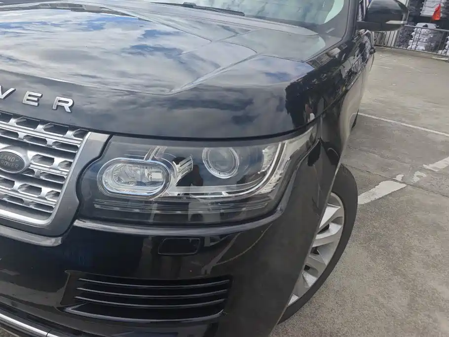 Land Rover Range Rover — миниатюра 5