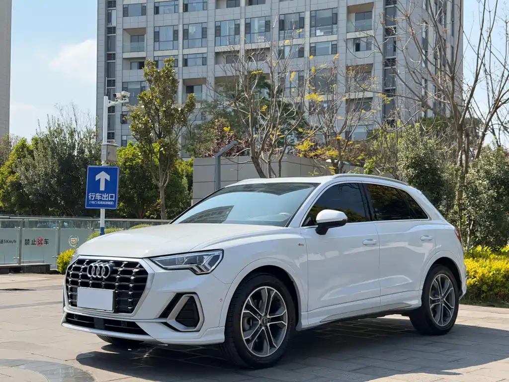 Audi Q3 2022
