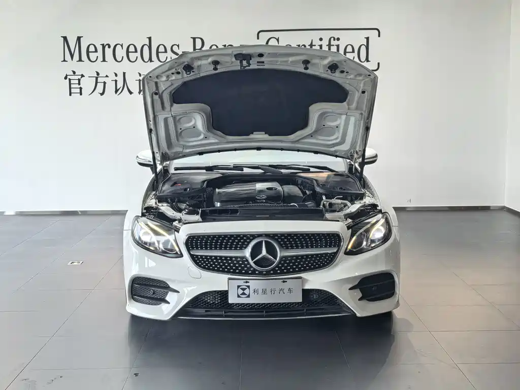 Mercedes-Benz E-Class (Import) — миниатюра 3