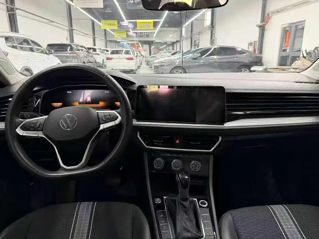 Volkswagen Sagitar — миниатюра 5