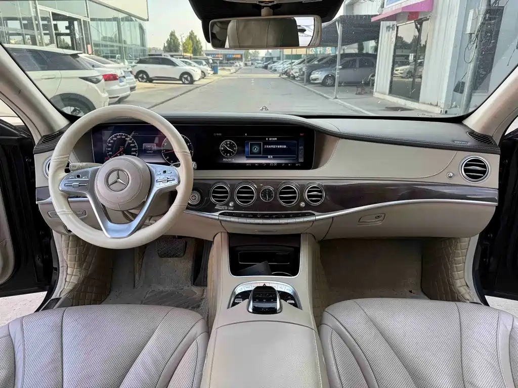 Mercedes-Benz S-Class — миниатюра 8