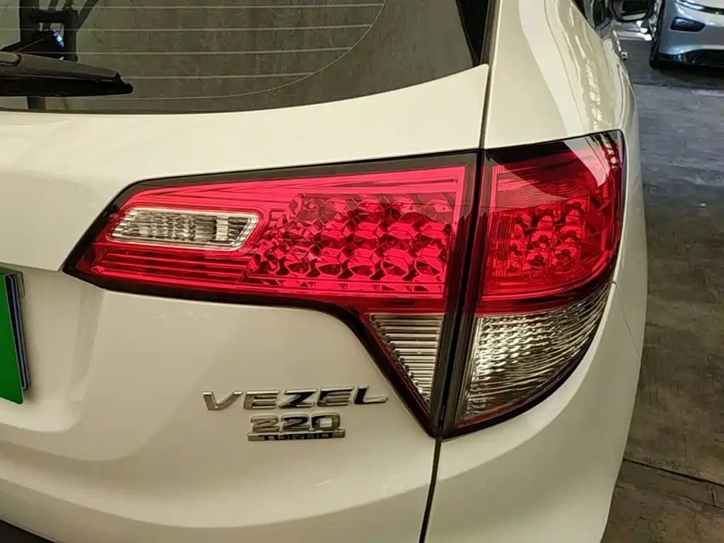 Honda Vezel — миниатюра 8