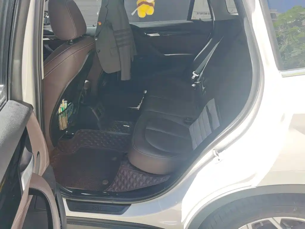 BMW X1 — миниатюра 18