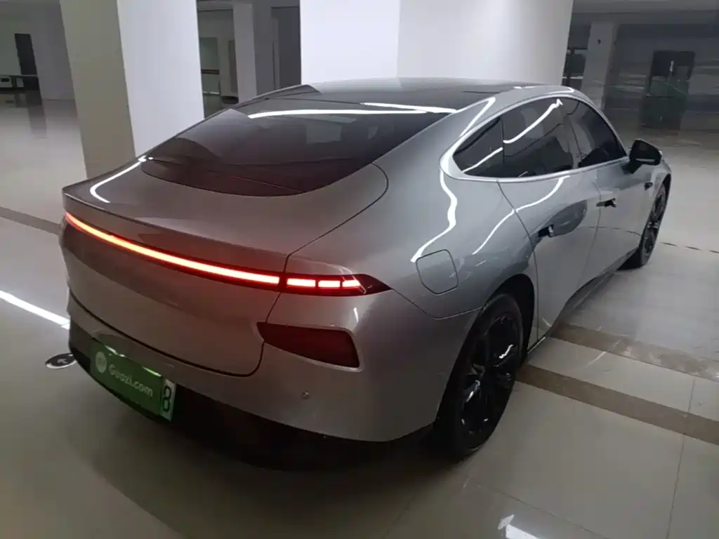 XPeng P7 — миниатюра 7