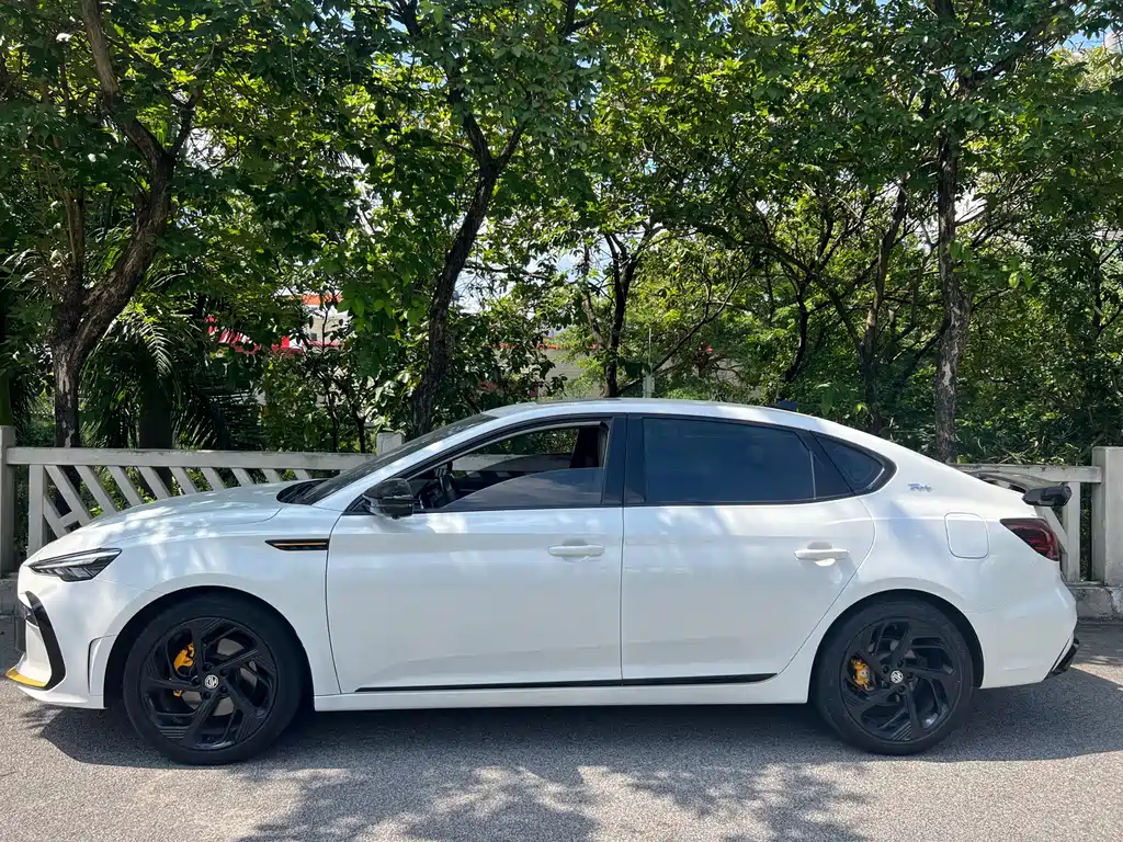 MG MG6 — миниатюра 5