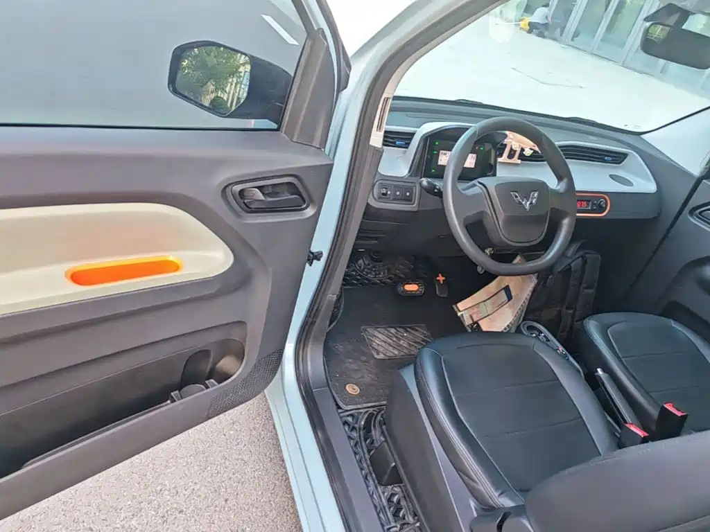 Wuling MINIEV — миниатюра 16
