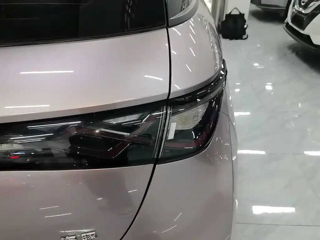 BYD Dolphin — миниатюра 8